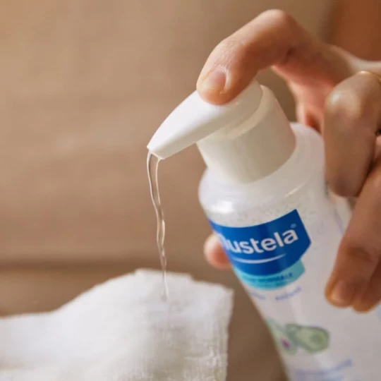 Mustela Eau Nettoyante Sans Rinçage - image 3