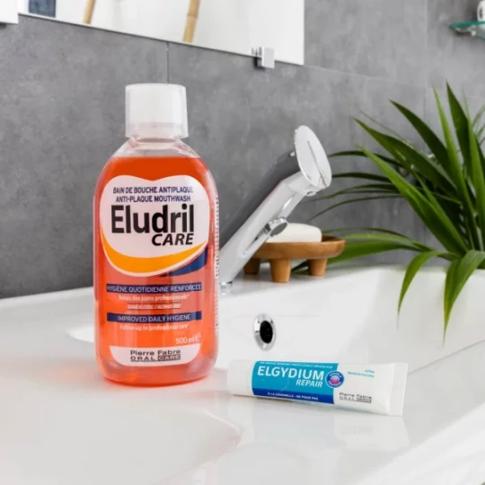 Elgydium Repair Gel Buccal Réparateur Apaisant 15 ml - image 3