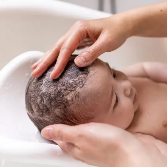 Alphanova Bébé Shampooing 2 en 1 Bio 200 ml - image 3