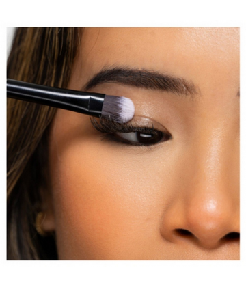 Brushworks Pinceau Plat pour les Yeux n°18