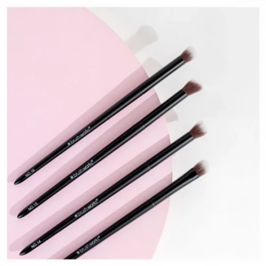 Brushworks Set de Pinceaux d'Estompage pour Les Yeux - image 3