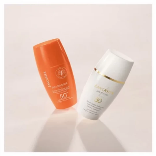 Lancaster Sun Sensitive Luminous Tan Fluide Teinté Matifiant SPF50 30 ml - image 3