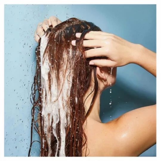 Olaplex N°4C Bond Maintenance Shampoing Clarifiant 250 ml - image 2
